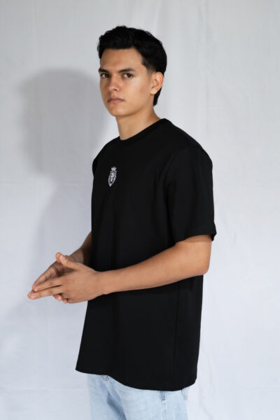 Camiseta negra - blanco